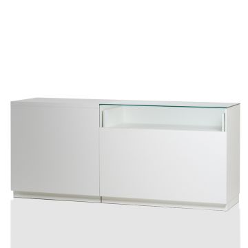 Butiksdisk i hvid inkl. hhv. 1 topplade i hvid laminat L90 cm og 1 glassplade L120 cm<br />mål samlet L210xD60 cm